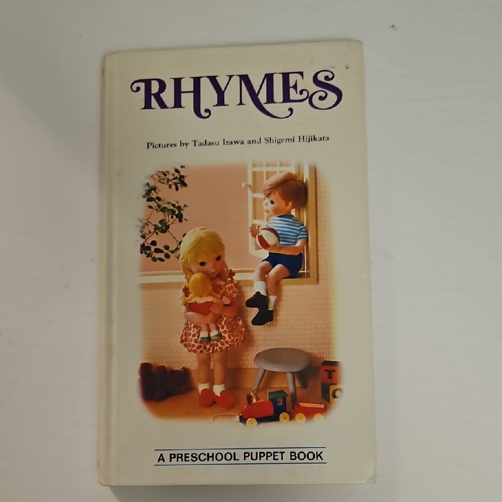 Rhymes Preschool Puppet Book Tadazu Izawa